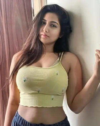 Qamrunisha Khan